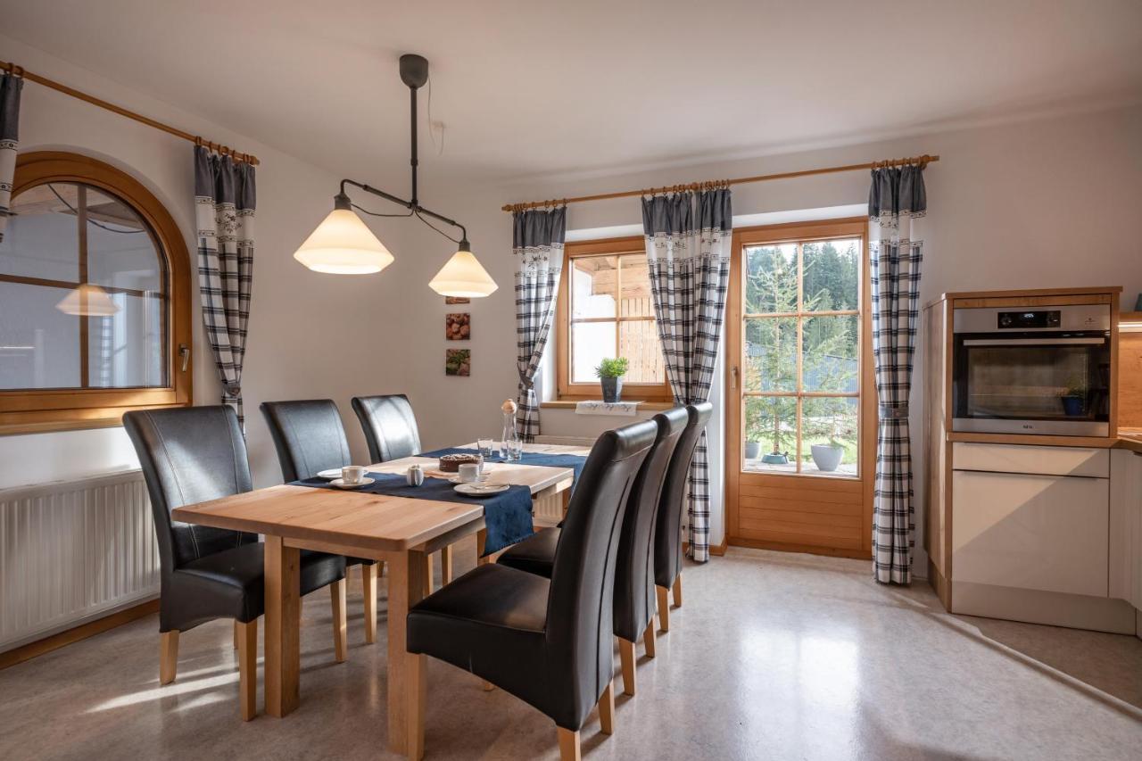 Chalet Gluecklich Sein... เอลล์เมา ภายนอก รูปภาพ