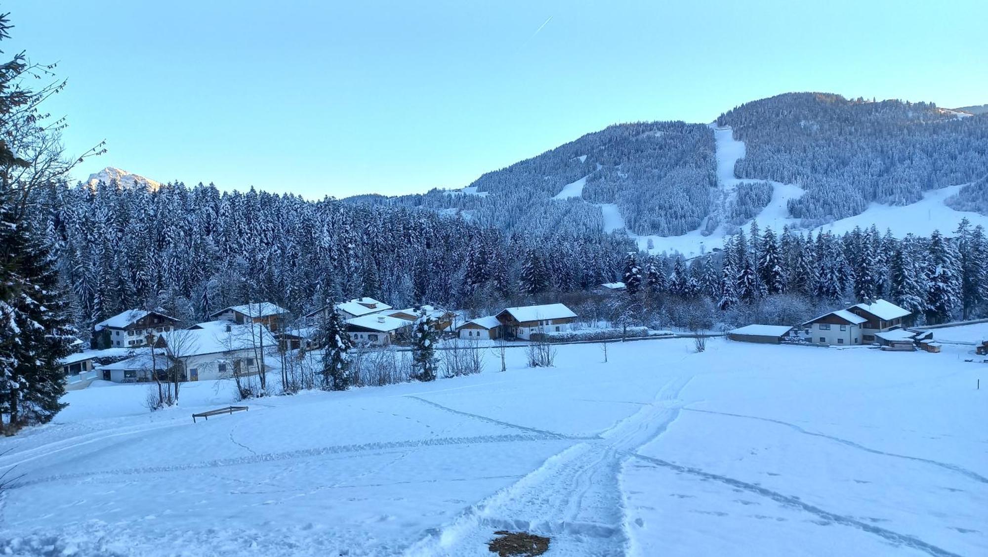 Chalet Gluecklich Sein... เอลล์เมา ภายนอก รูปภาพ