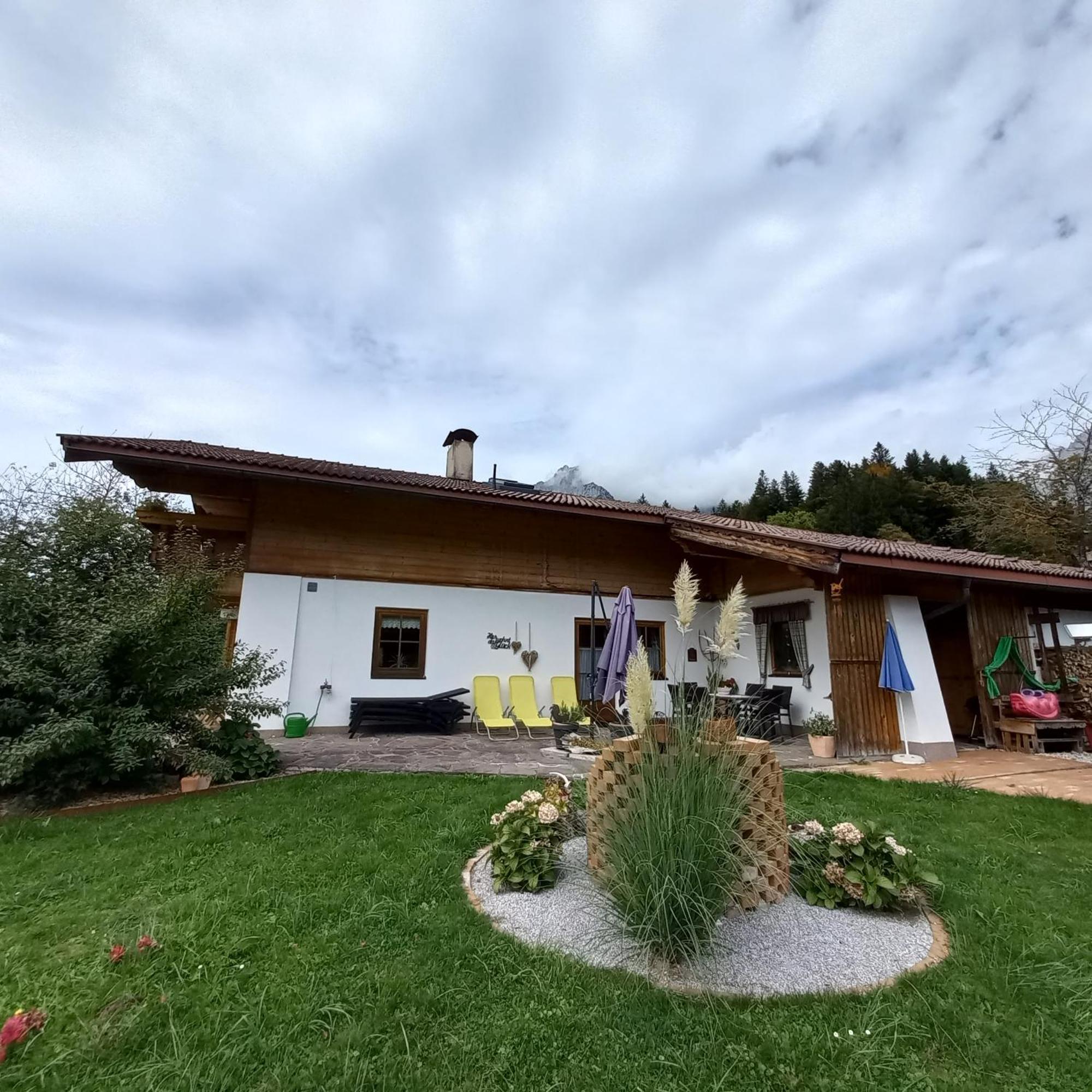 Chalet Gluecklich Sein... เอลล์เมา ภายนอก รูปภาพ