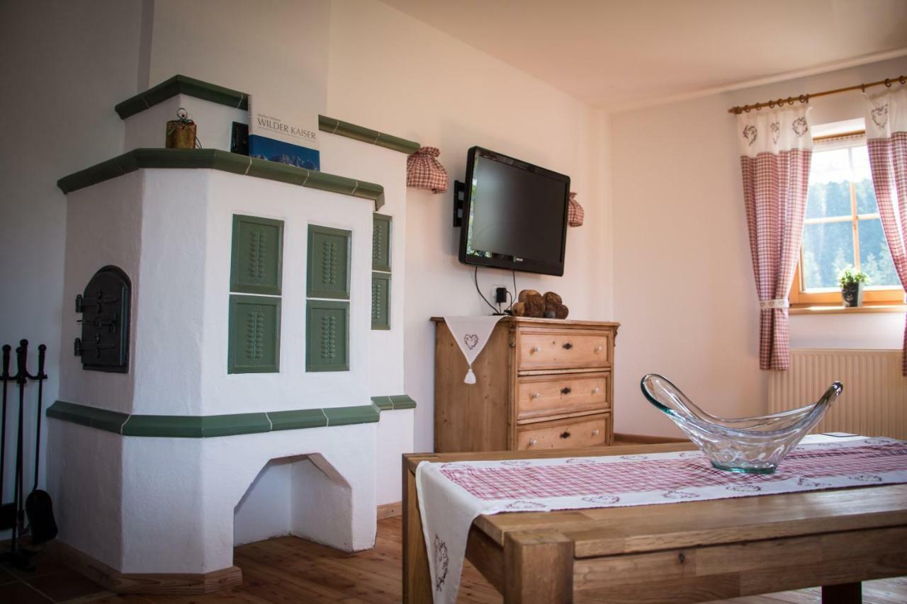 Chalet Gluecklich Sein... เอลล์เมา ภายนอก รูปภาพ